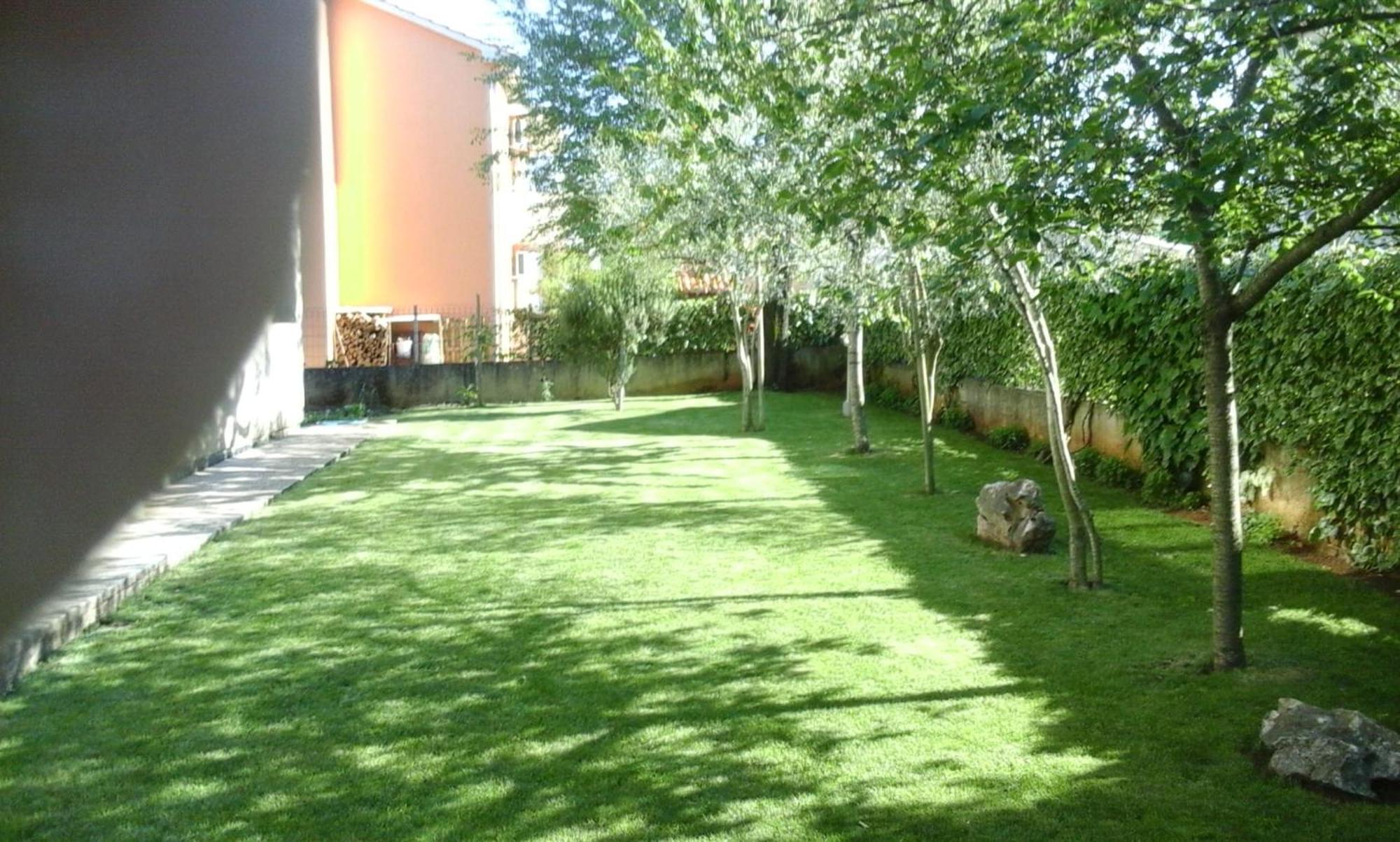 Apartmani Anita Malinska Exterior photo