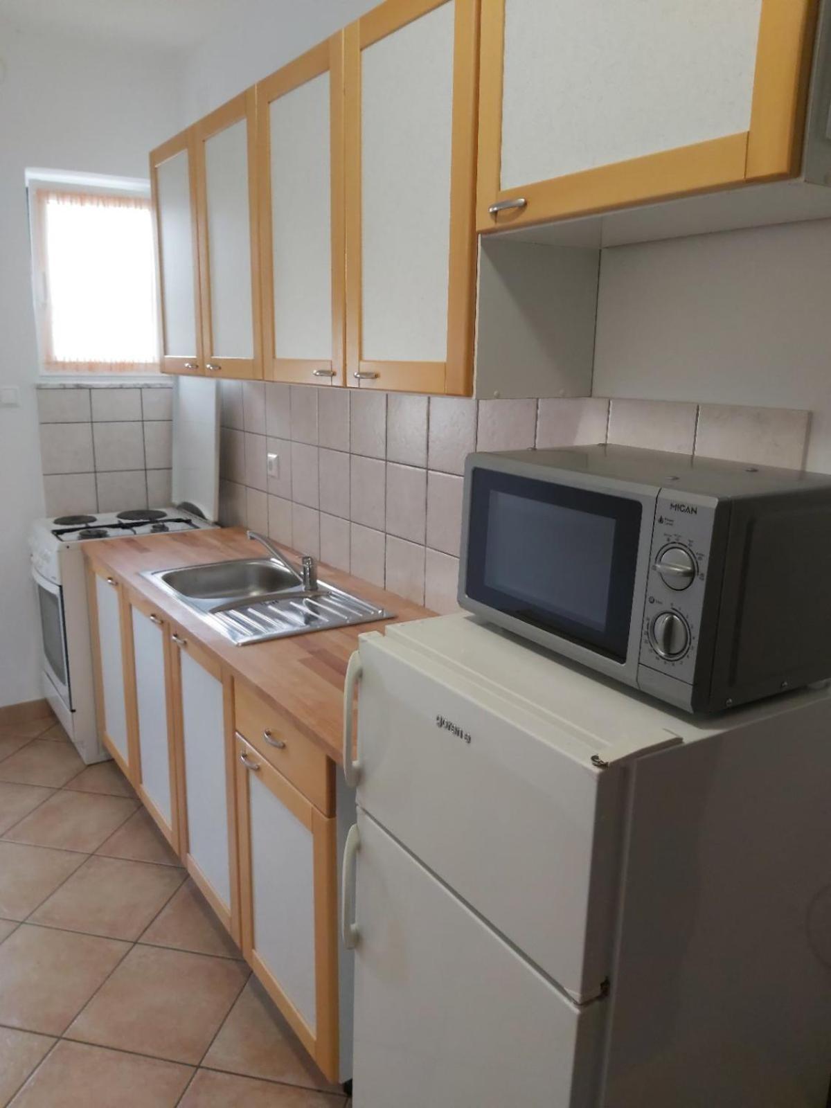Apartmani Anita Malinska Exterior photo